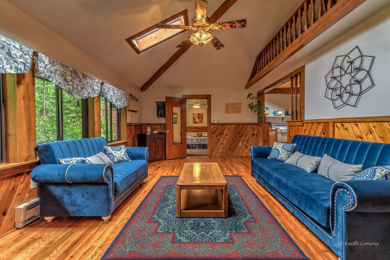 Magnolia Streamside Resort Canadensis Eksteriør billede